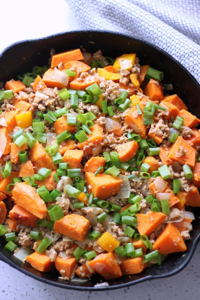 Ground turkey sweet potato skillet. Your family will love this nutritious meal that takes less than 30 minutes to make. #AD #paleo #healthy #sweetpotato #groundturkey